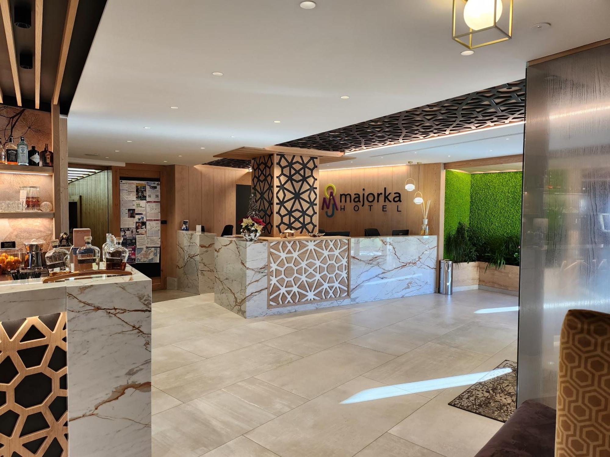 Hotel Majorka Андало Екстер'єр фото